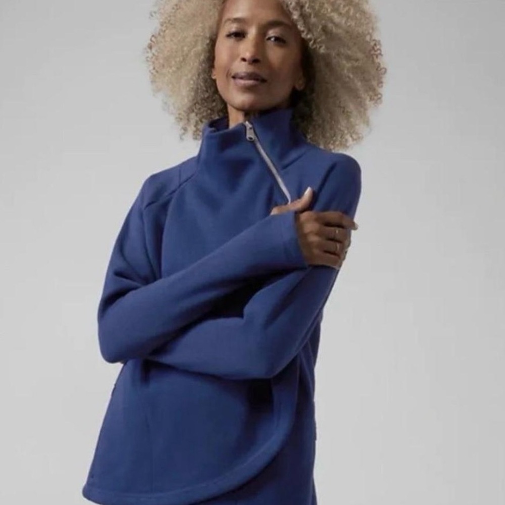 Athleta Cozy Karma Asymmetrical Pullover in Blue - Sz  S